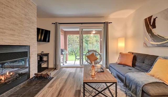 *Nouveauté* Foyer au bois, Plage, Montagne et +