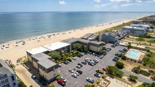 Oceanfront 2 Bedroom Condo at Golden Strand in Kill Devil Hills