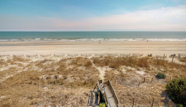 Oceanfront ocean view condo with private W/D & central AC - walk to everything