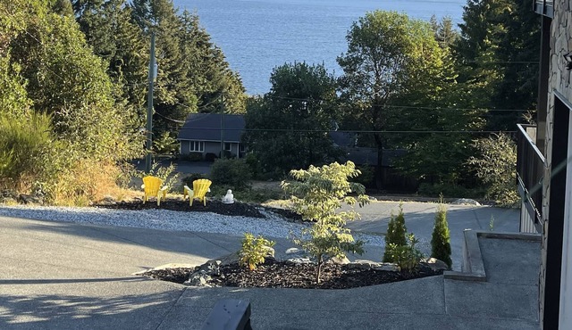 One Bedroom Ocean View home-5 min from beach