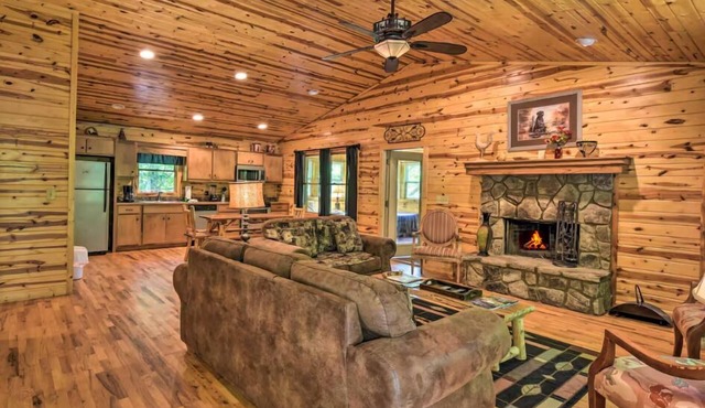 Outlook Cabin! Explore N Ga near Helen!