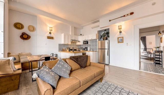 Panoramic River Views | 3-Bed Old Quebec