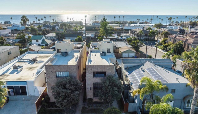 Panoramic Sunset View Roof Deck | Walk to Beach!