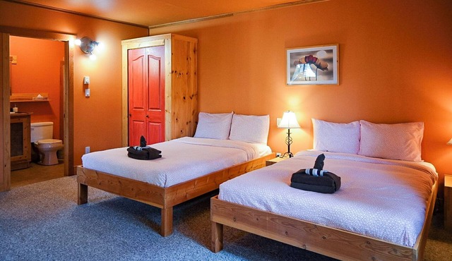 Parson Cabins - Emerald Chalet