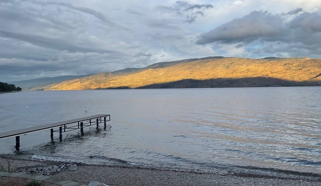 Peachland Beach Promenade