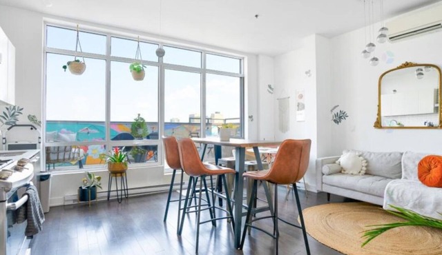 Penthouse Plateau/Downtown! City View*Private Balcony*Rooftop* GYM-Elevator