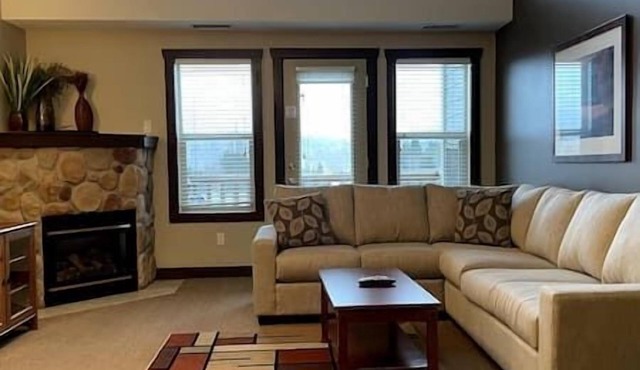 Penthouse Suite w Loft/Pool/Deck