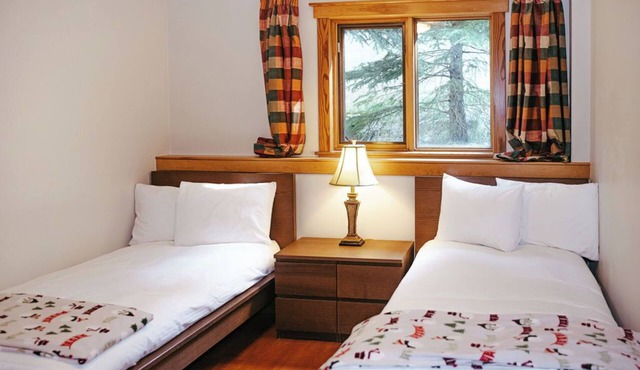 Pet-Friendly Suite on Greywolf Drive