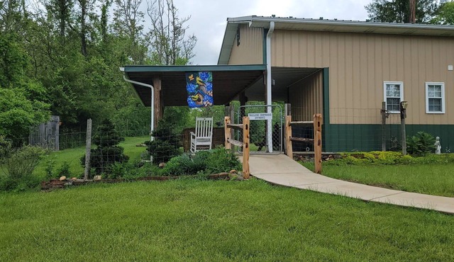 Pet-friendly, Tranquil Setting, Step onto NRT, Hike, Bike, Fish, Kayak