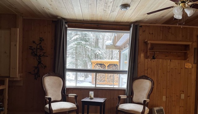 Piece of Paradise on Lac Long with hot tub/ Spa