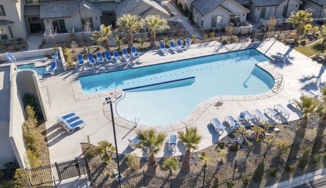 Poolside Adventures: FREE State and National Parks Passes!