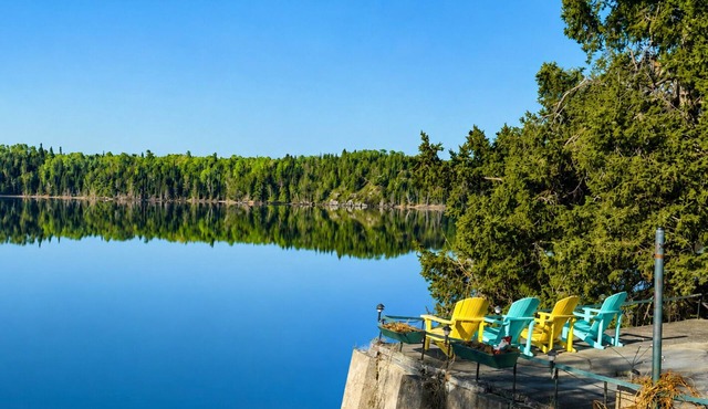 Portage Lodge - Cabin #11 (4 people) - Kenora, Ontario, Canada