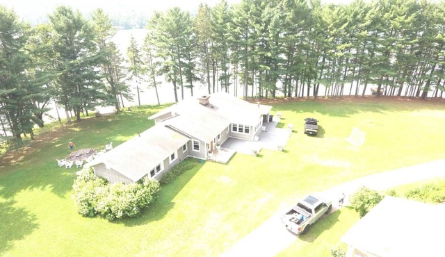 Private-Gated-Luxuary Resort - 1600' waterfront - Sleeps up to 40 guests