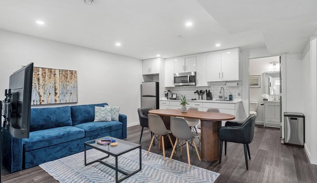 Private Lower Suite in Chestermere w Workspace