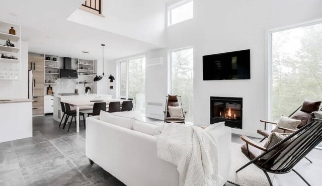 Propriété de luxe en pleine nature dans les Laurentides!