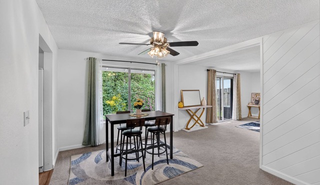 Quiet Gresham Home – Columbia Gorge & Mt Hood