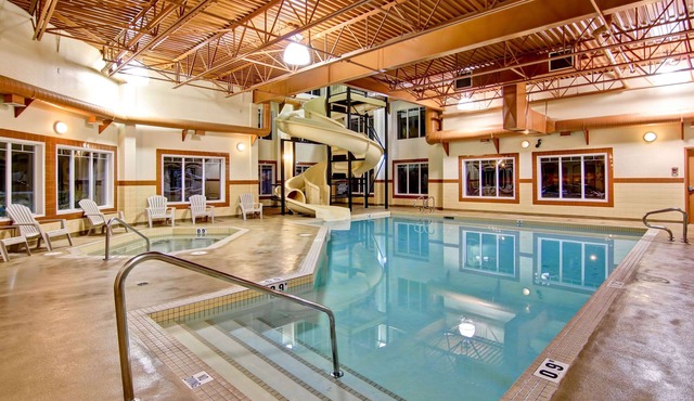 Ramada by Wyndham Ponoka