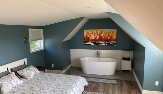 Relax, Zen condo, with AC, country side & lakes