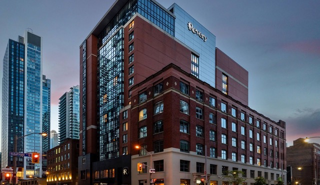 Revery Toronto Downtown, Curio Collection by Hilton