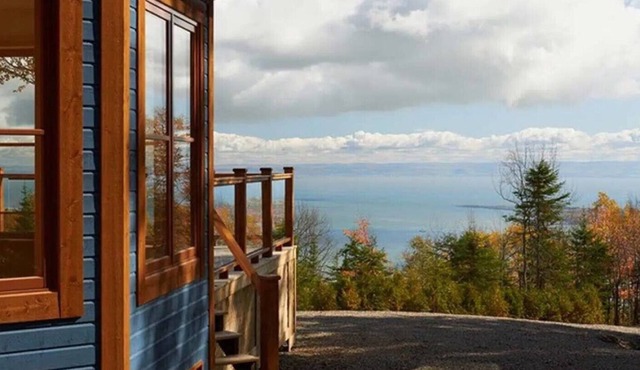 Rezervë Blue Cottage at Domaine Charlevoix