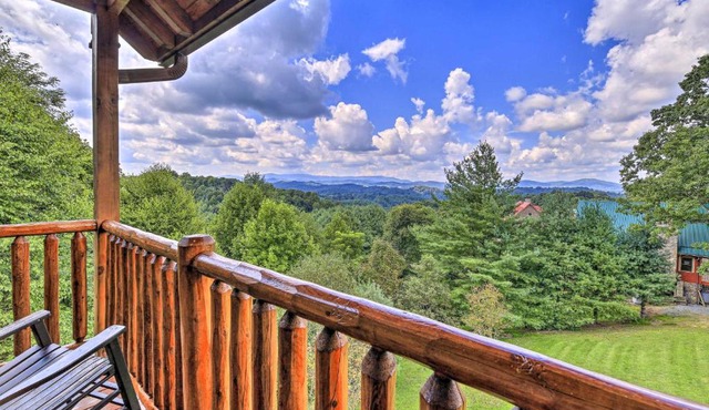 River Access & Game Room: Piney Creek Cabin!