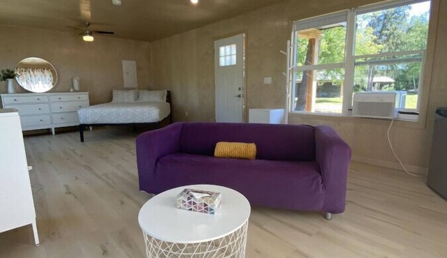 River's Edge Retreat - Shale Glamping Cabin