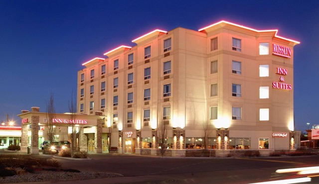 Rosslyn Inn and Suites