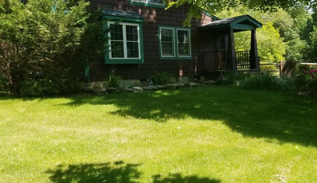 Rustic Three bedroom , 2 full bath Bungalow