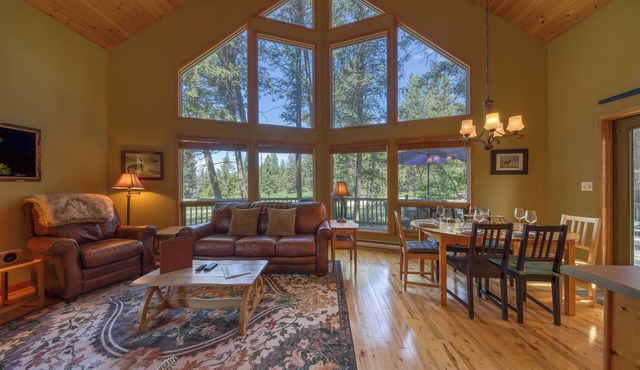Sable Pine Cabin | Sleeps 8 | Nature Trails | Wood Stove
