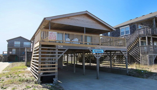 Semi-Oceanfront, Ocean Views, 200 ft to Beach access, Dogs Welcome, KD242, Fitzs Wave Watcher