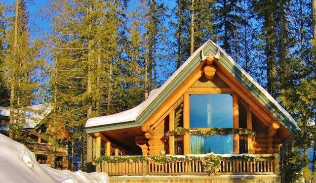 Ski-in Cabin with Balcony | Full Kitchen + Pool