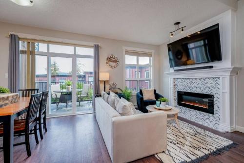 Sooke Ocean Oasis - Boutique Waterfront Rental