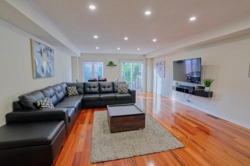 Spacious 4BR Home in Mississauga