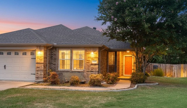 Spacious 4BR Midlothian Home | Sleeps 10 | ~35 Min to AT&T Stadium World Cup