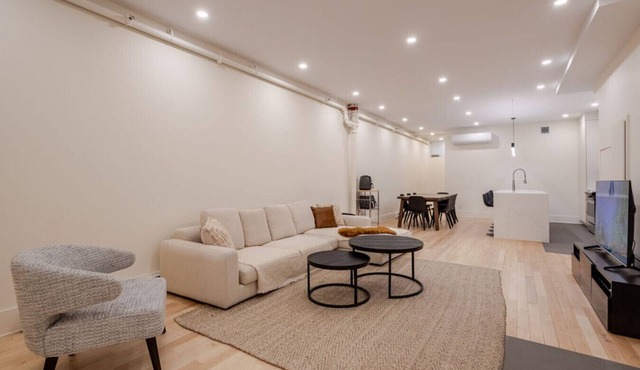Spacious 4BR Prime MTL Location