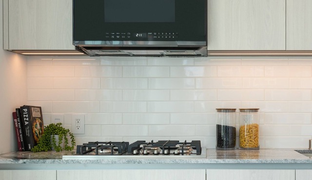 Spacious Jr. Two Bedroom Suite in Charming Steveston