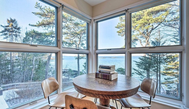 Spacious Phippsburg Home w/ Oceanfront Views