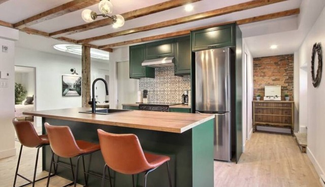Spectacular 3 Bdrm Old Quebec Penthouse