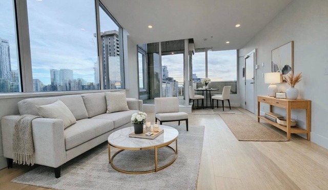 Spectacular penthouse in a modernist, boutique concrete-and-glass building