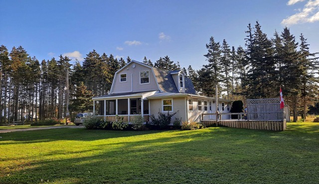 Stanhope Vacation House – Walk to the beach!