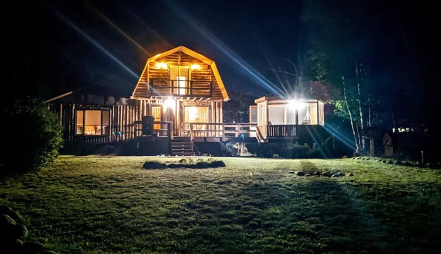Starry Ridge Cabin near Agawa Bay