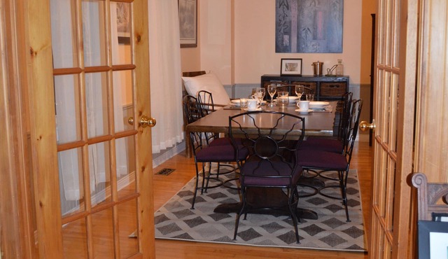 Stay in a charming heritage home in Charlottetown close to downtown!