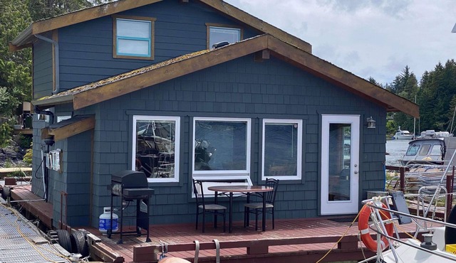Strawberry Island Resort Floating Cabin Rentals .