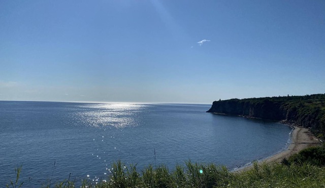 Stunning Oceanfront Cottage