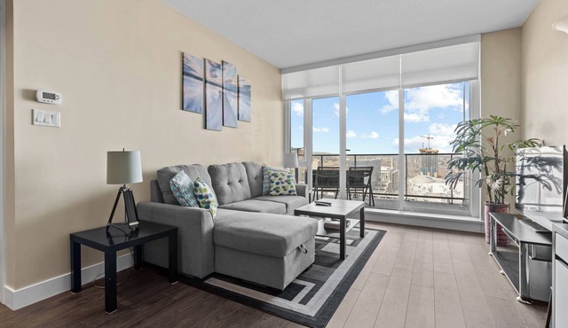 Stunning 1BR with Calgary Tower views! *Stampede!*