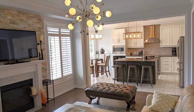 Stunning 4-BDRM Home-Toronto Greater Area - Quiet Location