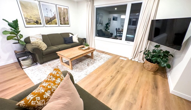 Stylish Newly-Renovated Home in a Central Location