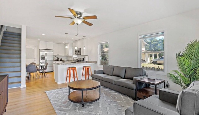 Sultan MAIN · Metro | Location | Convenience | Budget | 3 queen