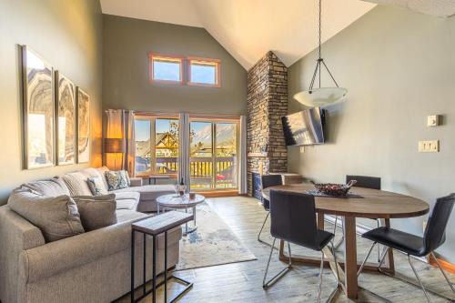 Summit at The Lodges of Canmore