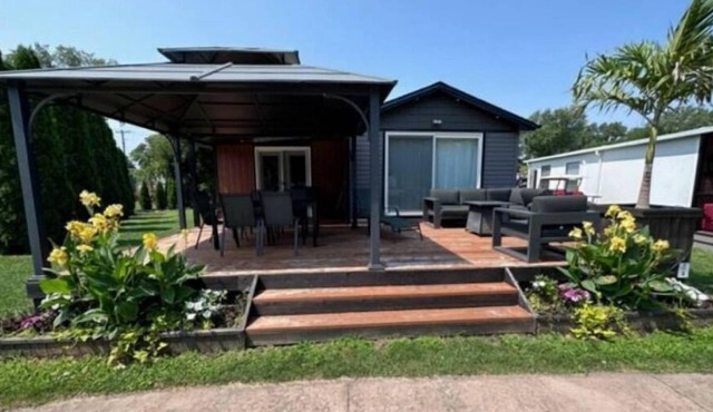 Sunny Beach Retreat at Sherkston Shores